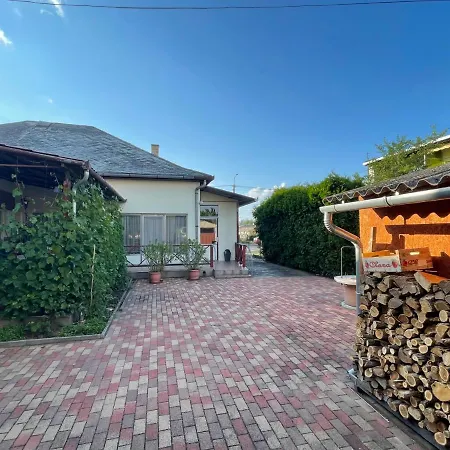 Ravasz Apartment Balatonboglar